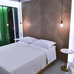 Madi - 4*