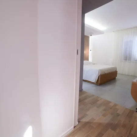 Madi - Bed and Breakfast 4*