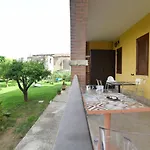 Madi - 4* Paestum